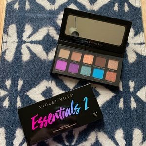 Violet Voss Essentials 2 Palette